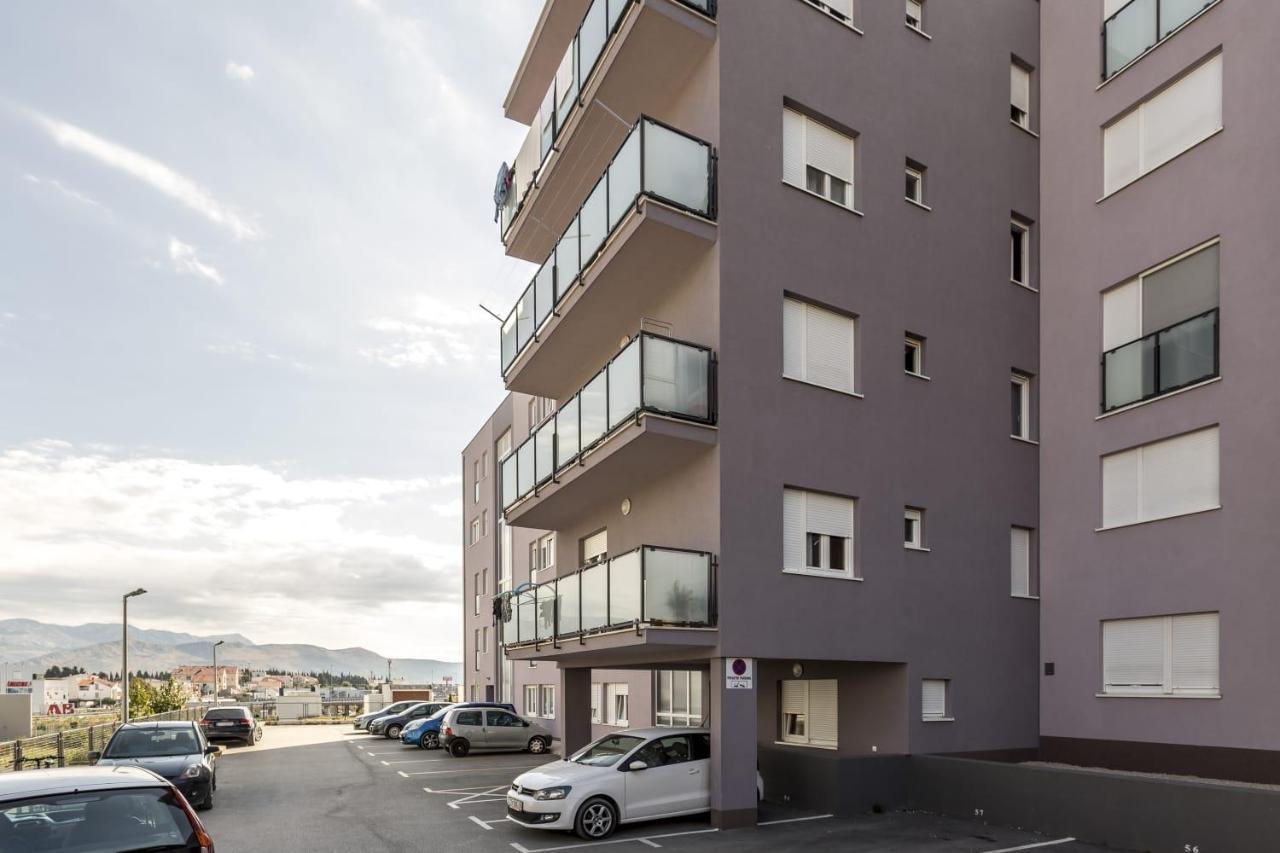 Cool Apartman Split Exterior photo